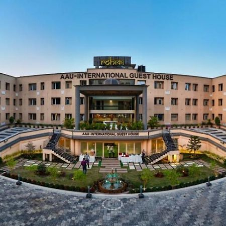 Rohika Aau-Igh Guwahati Exterior foto