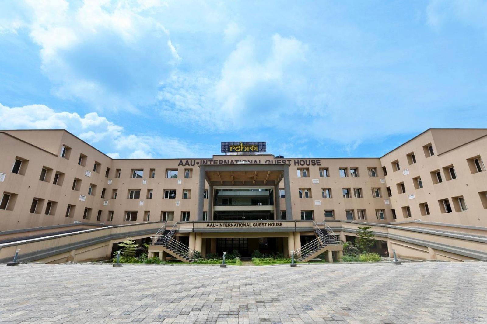 Rohika Aau-Igh Guwahati Exterior foto