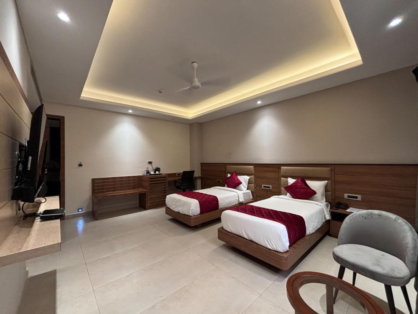Rohika Aau-Igh Guwahati Exterior foto