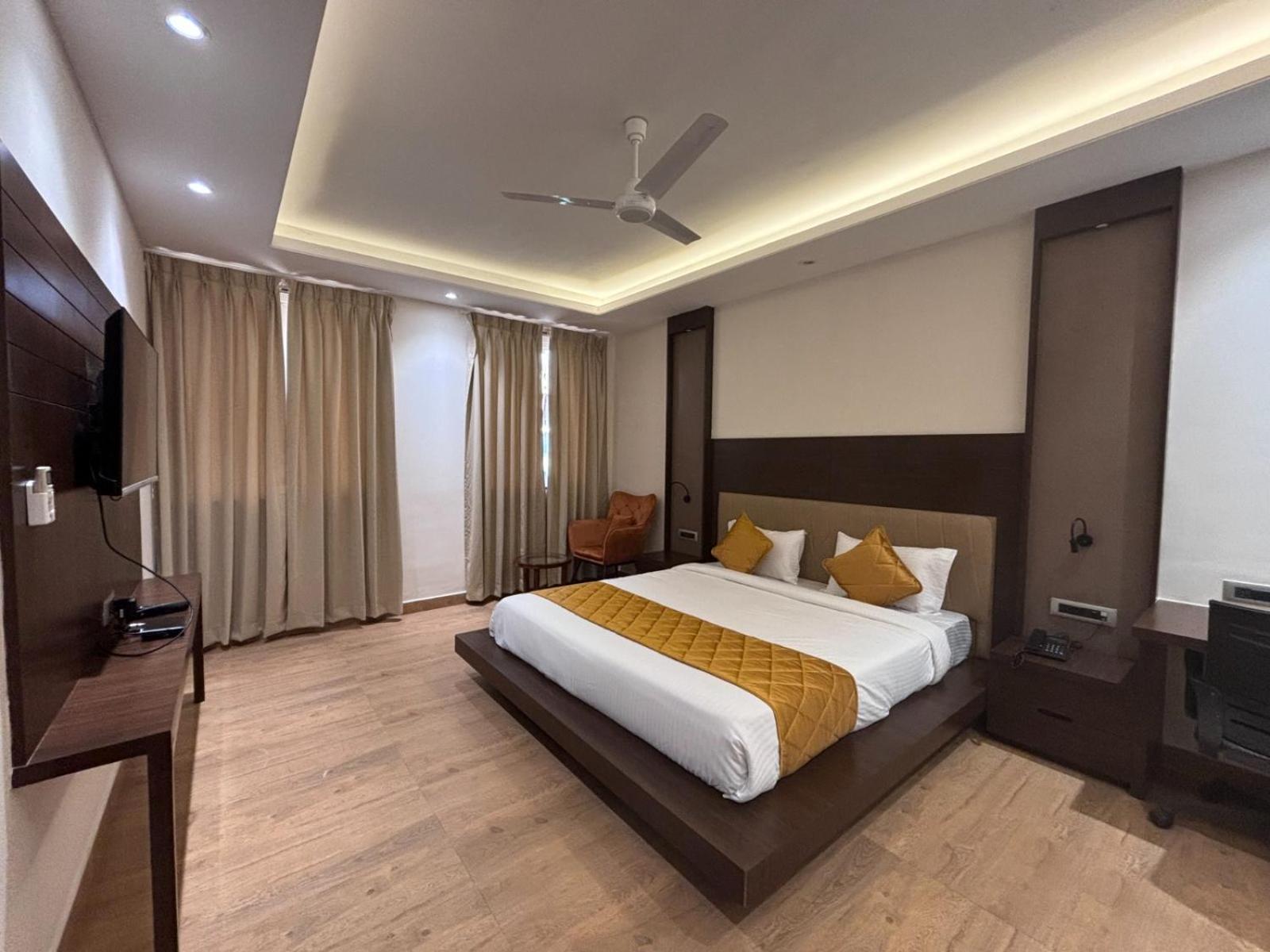 Rohika Aau-Igh Guwahati Exterior foto