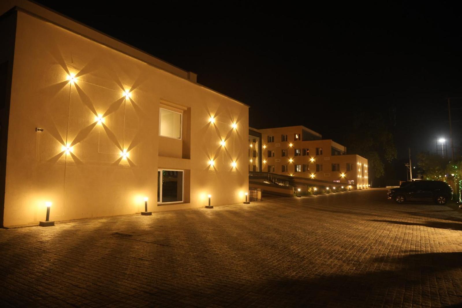 Rohika Aau-Igh Guwahati Exterior foto